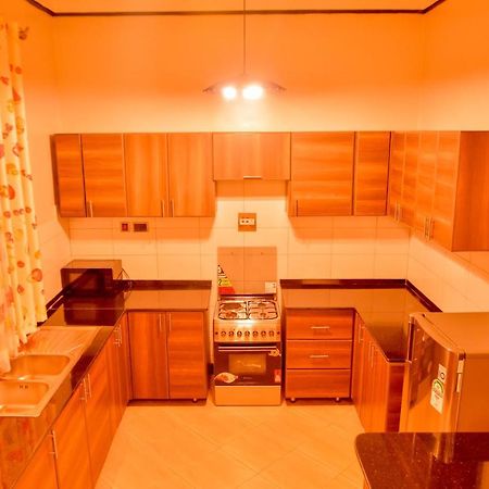 Hilltop Apartments Bwebajja Kültér fotó