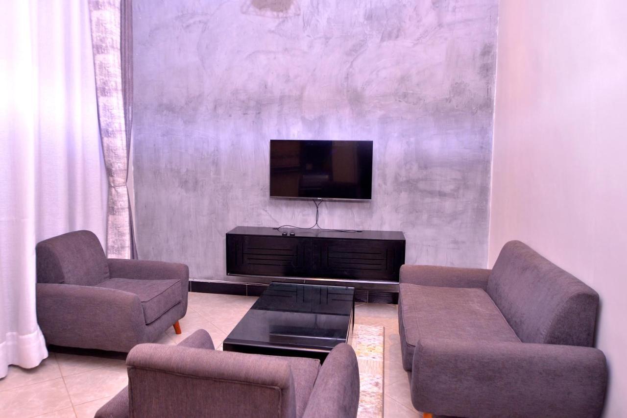 Hilltop Apartments Bwebajja Kültér fotó
