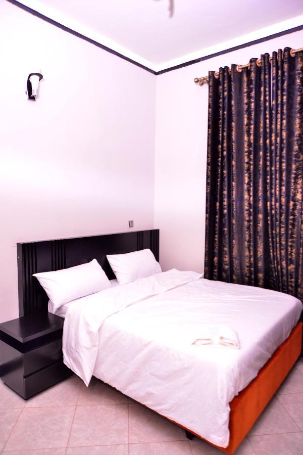 Hilltop Apartments Bwebajja Kültér fotó